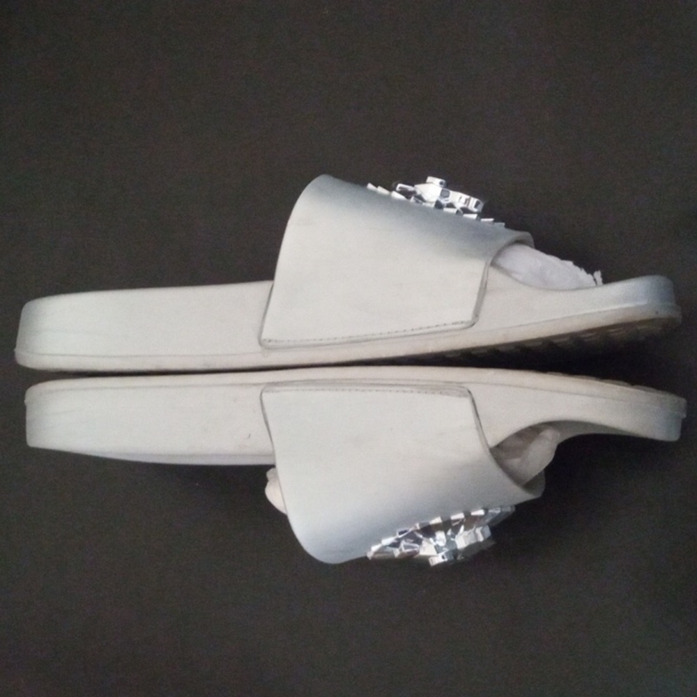 Michael Kors Silver Metallic Rory Slide - Picture 6 of 8